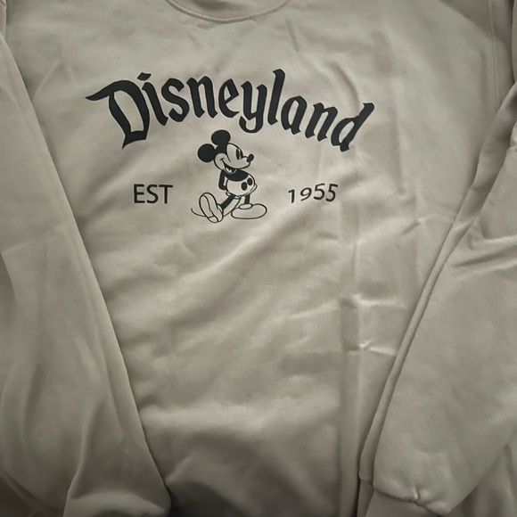 Disneyland Sweatshirt - Picture 2 of 5